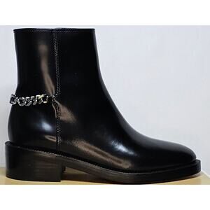 Michael Kors Carlisle Leather Boot